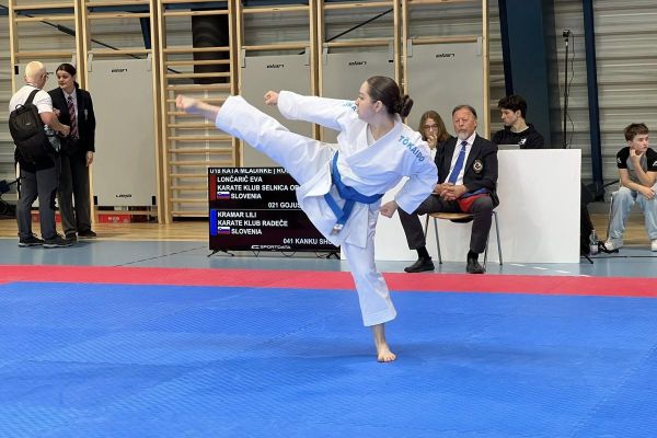 karate-klub-radece-7AFD117C4-7BC0-4792-4682-F77F96092BCC.jpg