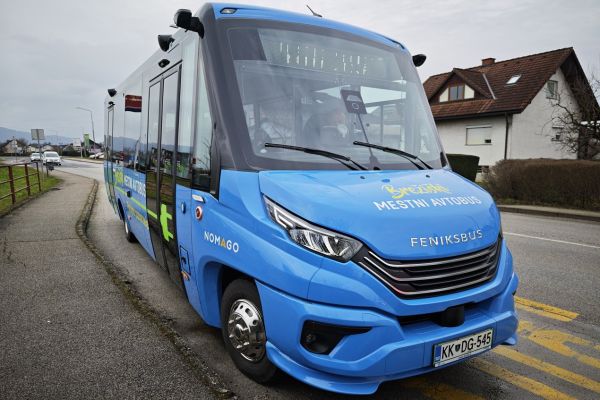elektricni-avobus-brezice-22624ED4D-E539-4B07-A7FF-A162CBC161EA.jpg