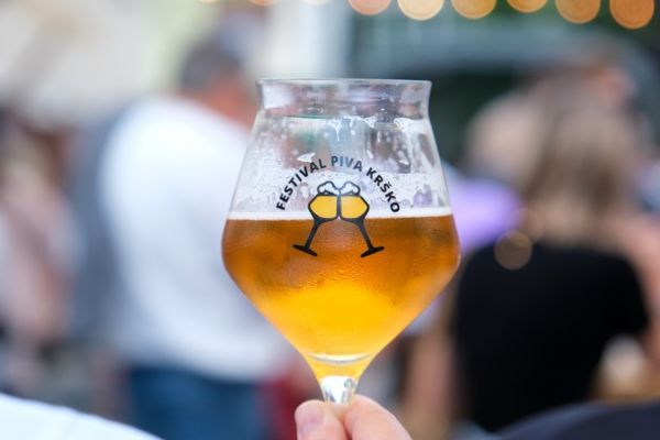 pivo-festival-19434B762-E709-F01F-0049-532BED6E9480.jpg