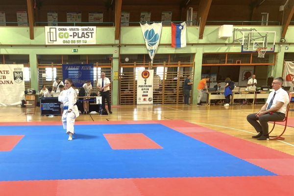 radeski-karateisti-098A7BA04F-9DAA-6D7F-B6A8-C822B4E62C21.jpg