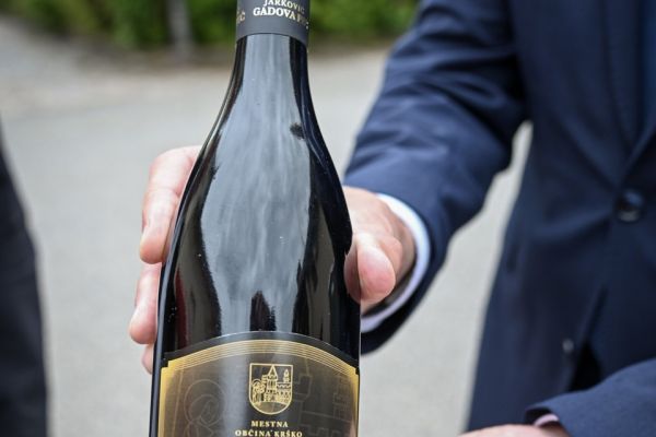 zupanovo-vino-kk-02A15CF379-CA91-878C-E30E-3947E65C6894.jpg
