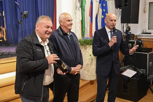 zupanovo-vino-kk-062BFD4730-9D88-A6F3-6BA3-BD21BC9B94A7.jpg