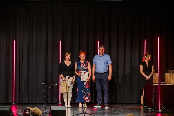 podelitev-vino-kruh-in-potica-maj26-1299A1D81C-919A-8FA4-27B9-AC529E1B8A15.jpg