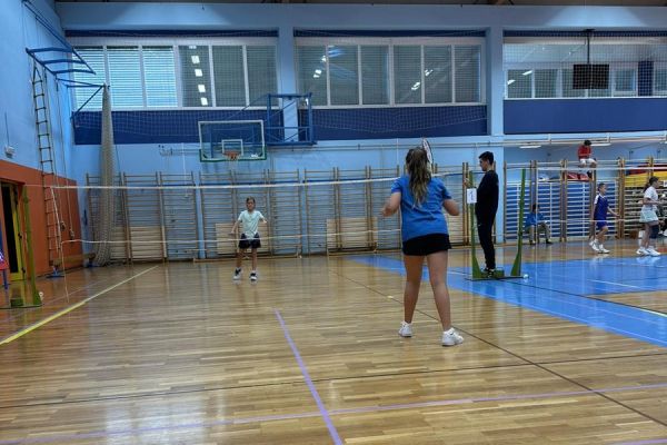 badminto-leona-susin-40D5DC603-F152-E8CE-D78A-1D38721C8F72.jpg