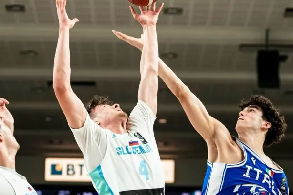 ep-u18-2026-slovenija-06762F28EE-342B-63E0-E205-1E82922196DB.webp