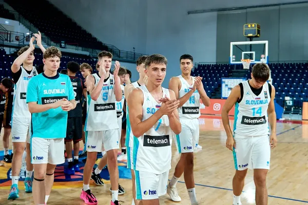 kzs-u16-2026-130738823-7EF3-B507-4A3A-E69041FF0EEE.webp
