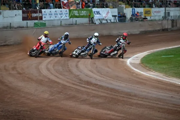 ep-speedway-19E625BCD-B239-F466-013E-116A5A900105.webp