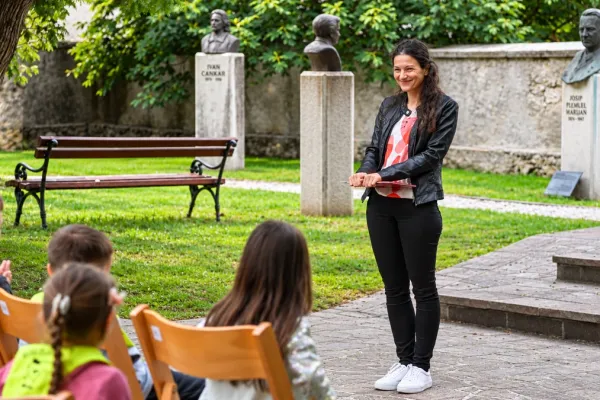 teden-mobilnosti-pravljice-07501ACE9C-8D75-D581-8053-8EE8957A3A98.webp