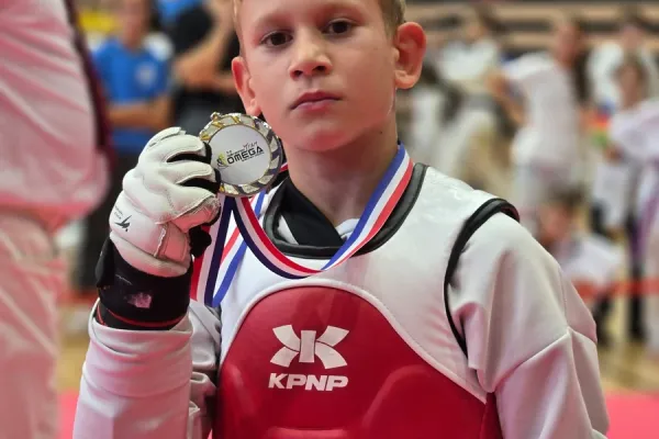 fight-club-shony-bjelovar-071783B07A-46E3-54B3-C638-B3734ABE7285.webp