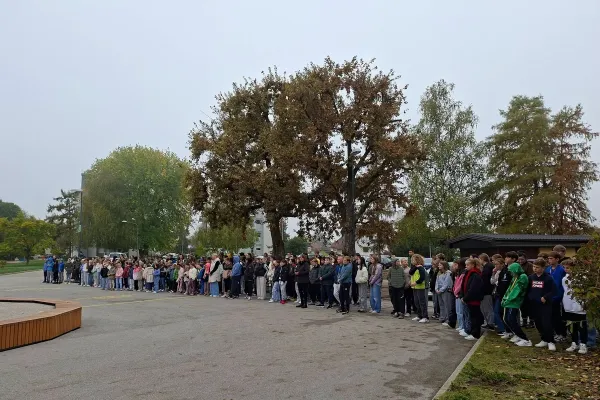 os-brezice-praznuje-196F751FDB-393F-9127-F985-A243FDF5A00E.webp